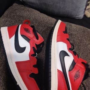 Tennis shoes for kids